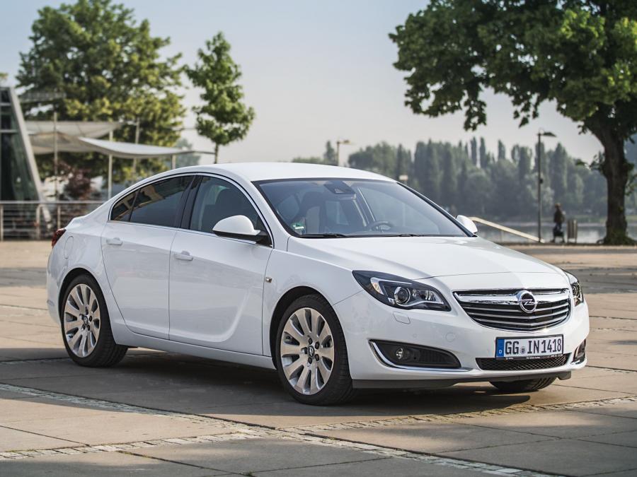  Opel Insignia 2013 года  (фото 3 из 11)